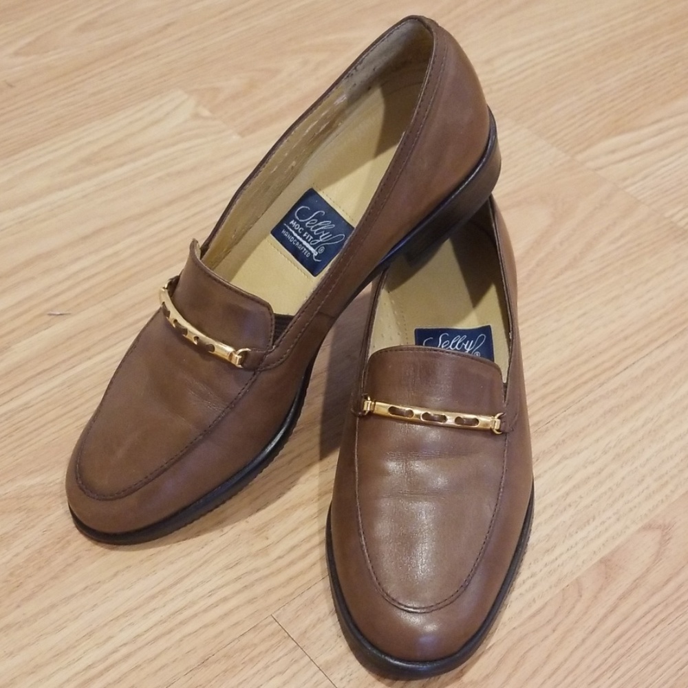 SELBY BROWN PENNY LOAFERS (SIZE 5)